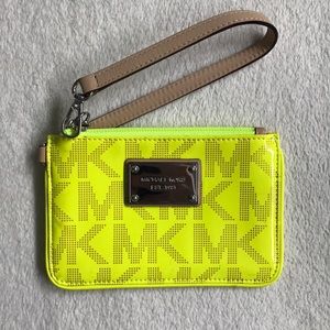 NWOT Michael Kors small wristlet